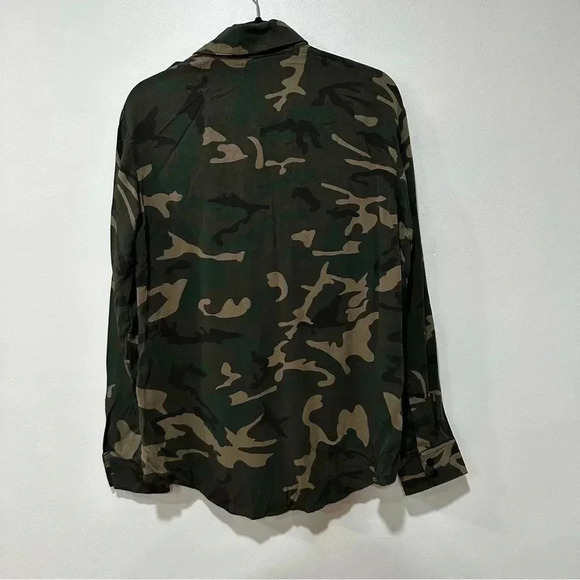 Sanctuary camo button down shirt Small - Picture 2 of 10